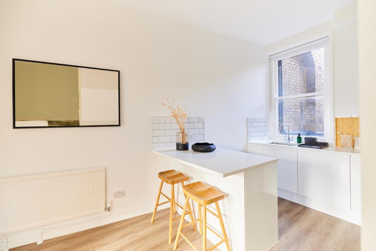 The Fulham Escape - Alluring 5Bdr Flat Лондон Экстерьер фото